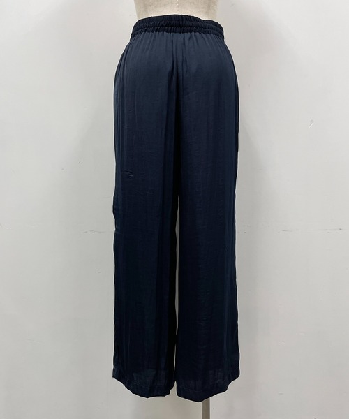 PICCIN（ピッチン）の「シルキーサテンイージーワイドパンツ（その他パンツ・レディース・ネイビー/オリーブ・M）」の9枚目の写真
