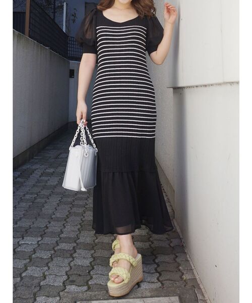 MERCURYDUO（マーキュリーデュオ）の「2WAYパフスリーブボーダーニットワンピース（ワンピース・レディース・オフホワイト/ブルー/ブラック・FREE）」の8枚目の写真