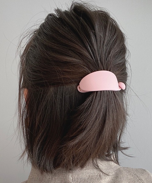 TONE SELECT GOODS（トーンセレクトグッズ）の「【LESRIRE】マットカラーラウンドヘアクリップ（バレッタ/ヘアクリップ・レディース・ブラック/グレー/ブラウン/ベージュ/ブルー/ネイビー/ピンク/レッド/グリーン・FREE）」の22枚目の写真