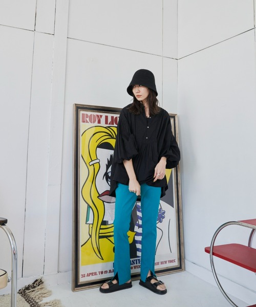 Auntie Rosa Holiday(アンティローザホリデー)の「オーバーシルエットカフタンブラウス(シャツ/ブラウス・レディース・ブルー/オフホワイト/ブラック/オレンジ・FREE)」の10枚目の写真