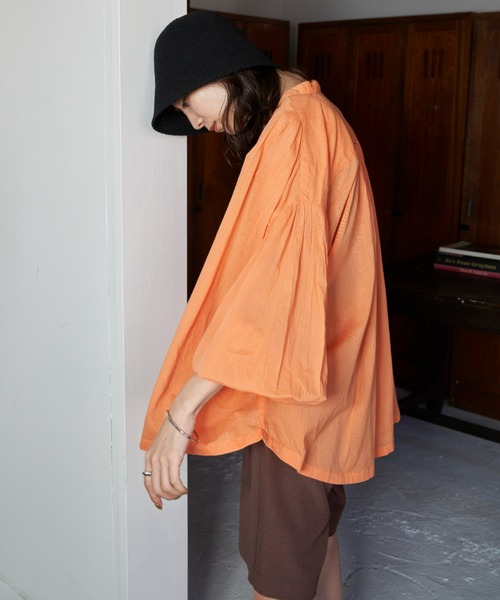 Auntie Rosa Holiday(アンティローザホリデー)の「オーバーシルエットカフタンブラウス(シャツ/ブラウス・レディース・ブルー/オフホワイト/ブラック/オレンジ・FREE)」の15枚目の写真