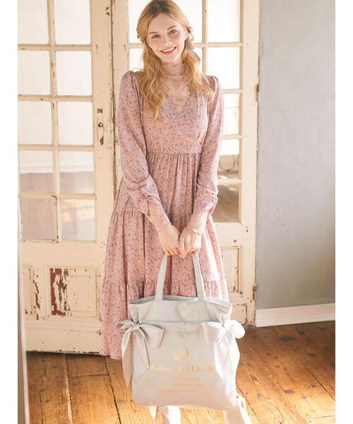 Maison de FLEUR(メゾンドフルール)の「ダブルリボントートバッグ(トートバッグ・レディース・ネイビー/ラベンダー/ブルー系その他5/ライトグリーン系2/ブラック・FREE)」の22枚目の写真