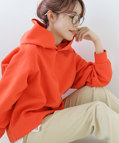 Simplicite（サンプリシテ）の「ハトメダンボールフードプルオーバー（Tシャツ/カットソー・レディース・ブラック/ホワイト/オレンジ・FREE）」の3枚目の写真