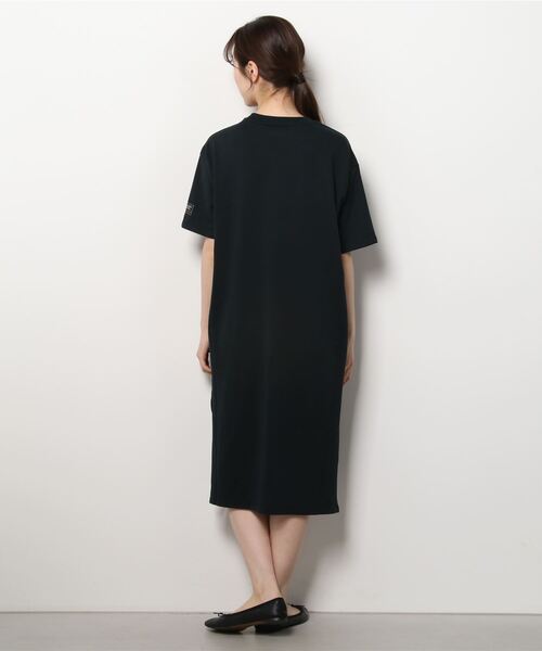 UNDER ARMOUR（アンダーアーマー）の「【別注】アンダーアーマー  UA Cotton Dress 限定コラボ（ワンピース・レディース・スモークピンク/ブラック・S/L/XL/M）」の4枚目の写真