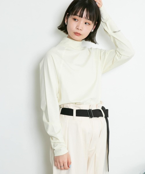 KBF（ケイビーエフ）の「illi　ラグランハイネックカットソー（Tシャツ/カットソー・レディース・ネイビー/オフホワイト/アイボリー・ONE）」の8枚目の写真