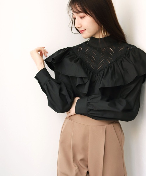 HER CLOSET（ハークローゼット）の「【TWENTY THREE】コットンレースフリルギャザーブラウス（シャツ/ブラウス・レディース・ホワイト/ブラック・FREE）」の4枚目の写真