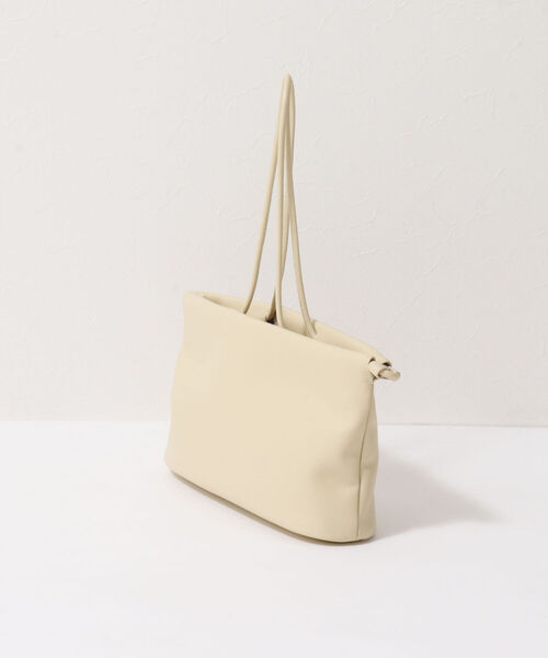 NOLLEY’S(ノーリーズ)の「【LE VERNIS/ルベルニ】◇【WEB限定】2wayレザー巾着バッグ(トートバッグ・レディース・アイボリー/ブラック/グリーン・FREE)」の4枚目の写真