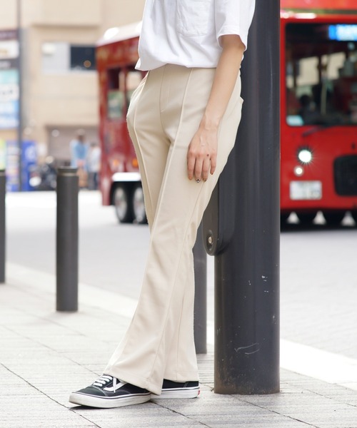 DISCUS(ディスカス)の「【DISUCUS/ディスカス】センタータック(センタープレス)フレアパンツ(その他パンツ・レディース・アイボリー/ブラック/ライトグリーン/オレンジ・LARGE/MEDIUM)」の19枚目の写真