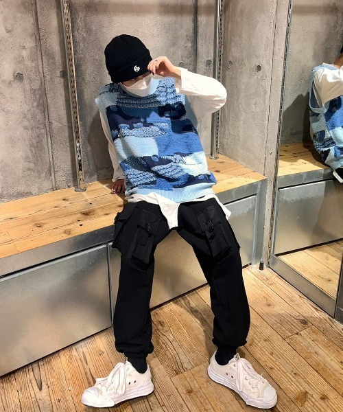 XU（エックスユー）の「【XU/エックスユー】vintage knit vest/ビンテージ パッチワーク カラー ニットベスト Vネックベスト カラーニット（ベスト・メンズ・オレンジ/ブルー・ONE SIZE）」の6枚目の写真