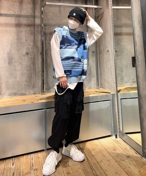XU（エックスユー）の「【XU/エックスユー】vintage knit vest/ビンテージ パッチワーク カラー ニットベスト Vネックベスト カラーニット（ベスト・メンズ・オレンジ/ブルー・ONE SIZE）」の3枚目の写真