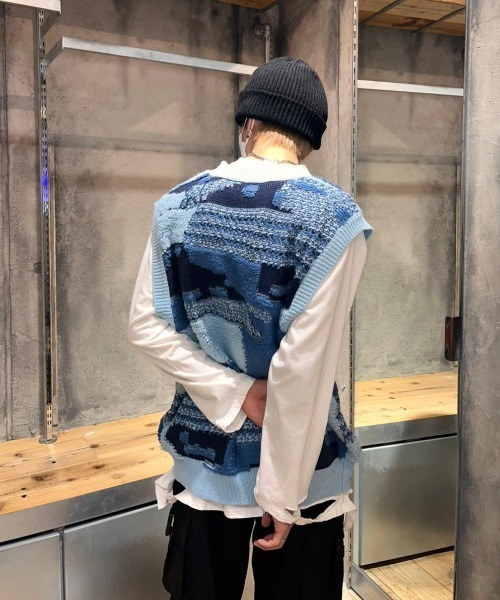 XU（エックスユー）の「【XU/エックスユー】vintage knit vest/ビンテージ パッチワーク カラー ニットベスト Vネックベスト カラーニット（ベスト・メンズ・オレンジ/ブルー・ONE SIZE）」の13枚目の写真