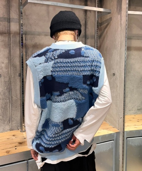 XU（エックスユー）の「【XU/エックスユー】vintage knit vest/ビンテージ パッチワーク カラー ニットベスト Vネックベスト カラーニット（ベスト・メンズ・オレンジ/ブルー・ONE SIZE）」の11枚目の写真