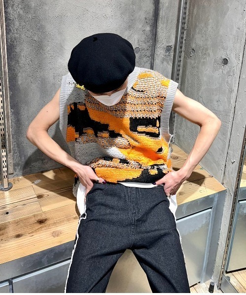 XU（エックスユー）の「【XU/エックスユー】vintage knit vest/ビンテージ パッチワーク カラー ニットベスト Vネックベスト カラーニット（ベスト・メンズ・オレンジ/ブルー・ONE SIZE）」の21枚目の写真