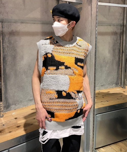 XU（エックスユー）の「【XU/エックスユー】vintage knit vest/ビンテージ パッチワーク カラー ニットベスト Vネックベスト カラーニット（ベスト・メンズ・オレンジ/ブルー・ONE SIZE）」の22枚目の写真
