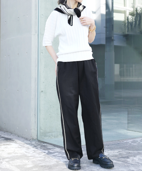 VERMEIL par iena（ヴェルメイユパーイエナ）の「サイドテープパンツ◆（その他パンツ・レディース・ベージュ/ネイビー・36/38/40）」の14枚目の写真