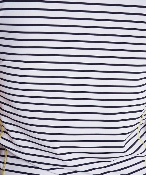 ROXY（ロキシー）の「RASHIE S/S/ロキシー半袖ラッシュガード(水着)（ラッシュガード・レディース・ホワイト/ブラック/ネイビー/ブルー系その他・SMALL/MEDIUM/LARGE）」の18枚目の写真