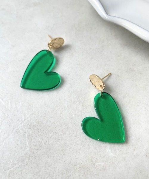 Three Four Time（ｽﾘｰﾌｫｰﾀｲﾑ）の「クリアハートピアス（ピアス（両耳用）・レディース・レッド/グリーン/パープル・FREE）」の5枚目の写真