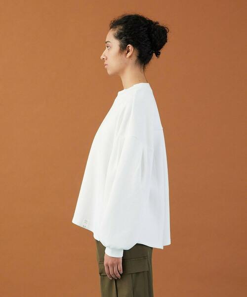 FRAPBOIS（フラボア）の「BIGスリーブT（Tシャツ/カットソー・レディース・ホワイト/グレイッシュベージュ・1/0）」の4枚目の写真