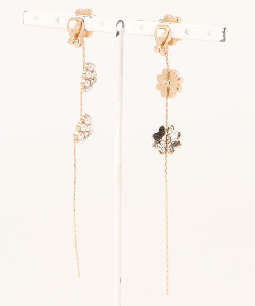 apres jour(アプレジュール)の「【apres jour×ARIAZ】フラワーイヤリング(イヤリング・レディース・ゴールド・FREE)」の2枚目の写真