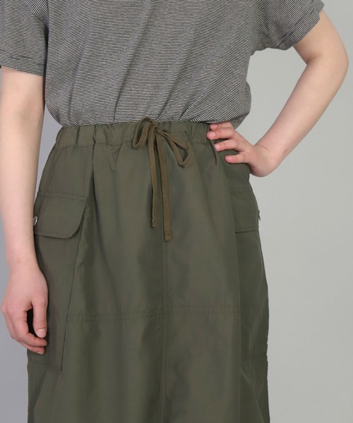 OMNIGOD（オムニゴッド）の「[OMNIGOD womens / オムニゴッド] NCウェザー イージーカーゴスカート（スカート・レディース・ネイビー/オリーブ/ゴールド・3/2）」の17枚目の写真