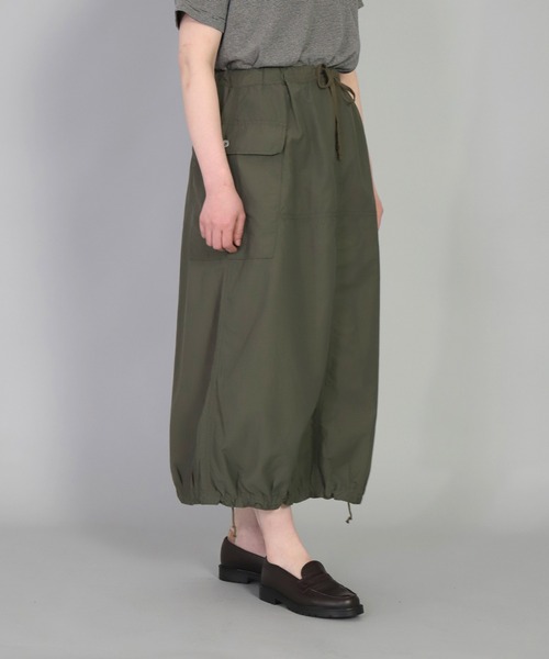 OMNIGOD（オムニゴッド）の「[OMNIGOD womens / オムニゴッド] NCウェザー イージーカーゴスカート（スカート・レディース・ネイビー/オリーブ/ゴールド・3/2）」の14枚目の写真