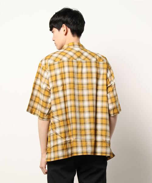 Sanca(サンカ)の「Sanca | レトロチェックオープンカラーシャツ MEN(シャツ/ブラウス・メンズ・ブルー系その他/イエロー系その他・2/3)」の4枚目の写真