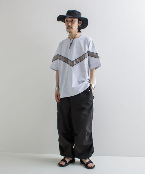 GLOSTER（グロスター）の「【GLOSTER/グロスター】IPFU ビッグシルエットTシャツ（Tシャツ/カットソー・メンズ・ブラック/アイボリー/グレイッシュブルー・M/L）」の20枚目の写真