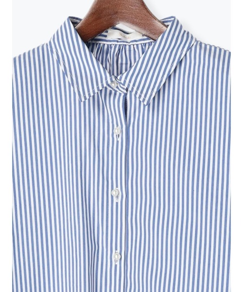 Te chichi（テチチ）の「パール釦フレンチスリーブシャツ（シャツ/ブラウス・レディース・ブラック/オフホワイト/ブルー・ﾌﾘ-）」の9枚目の写真