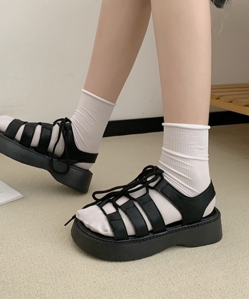 MANGROVE（マングローブ）の「プラットフォームレースアップサンダル（サンダル・レディース・ホワイト/ブラック・SMALL/MEDIUM/LARGE）」の4枚目の写真