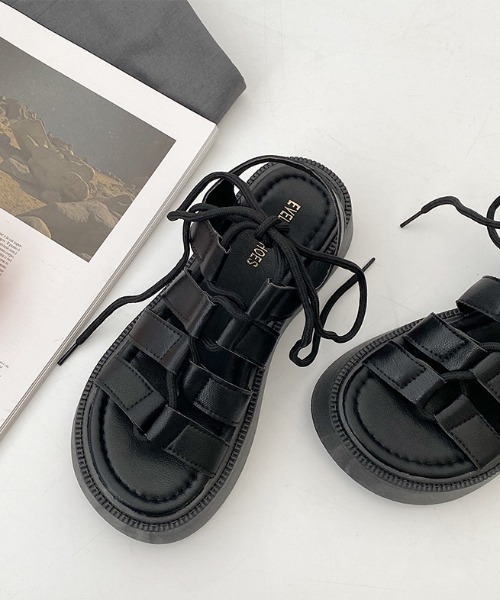 MANGROVE（マングローブ）の「プラットフォームレースアップサンダル（サンダル・レディース・ホワイト/ブラック・SMALL/MEDIUM/LARGE）」の5枚目の写真