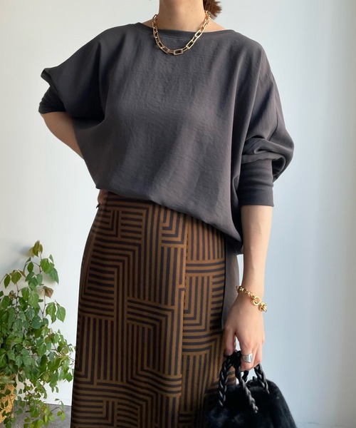 DouDou（ドゥドゥ）の「リブ切替ジョーゼットドルマンブラウス（シャツ/ブラウス・レディース・チャコールグレー/オフホワイト/サックスブルー・FREE）」の3枚目の写真