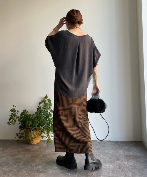 DouDou（ドゥドゥ）の「リブ切替ジョーゼットドルマンブラウス（シャツ/ブラウス・レディース・チャコールグレー/オフホワイト/サックスブルー・FREE）」の21枚目の写真