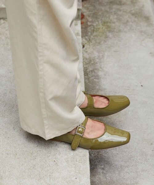 FREAK'S STORE（フリークスストア）の「【WEB限定】Juno Mani/ジュノマニ　カラーエナメルパンプス(メリージェーン/ストラップシューズ)（パンプス・レディース・ブラック/ベージュ/ピンク/グリーン・23.5cm/24.5cm/23.0cm/24.0cm）」の18枚目の写真