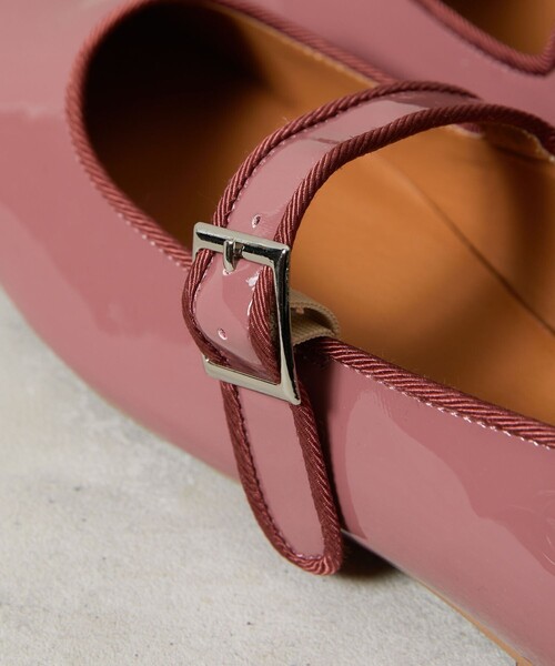 FREAK'S STORE（フリークスストア）の「【WEB限定】Juno Mani/ジュノマニ　カラーエナメルパンプス(メリージェーン/ストラップシューズ)（パンプス・レディース・ブラック/ベージュ/ピンク/グリーン・23.5cm/24.5cm/23.0cm/24.0cm）」の15枚目の写真