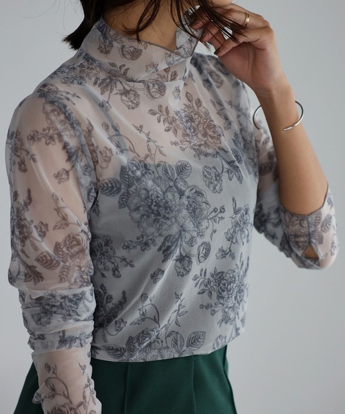 mi via loca（ミヴィアロカ）の「チュール柄スキントップス（Tシャツ/カットソー・レディース・ベージュ/グレー/イエロー/ブルー/ネイビー/カーキブラウン/ライトグレー/アイボリー・FREE）」の4枚目の写真