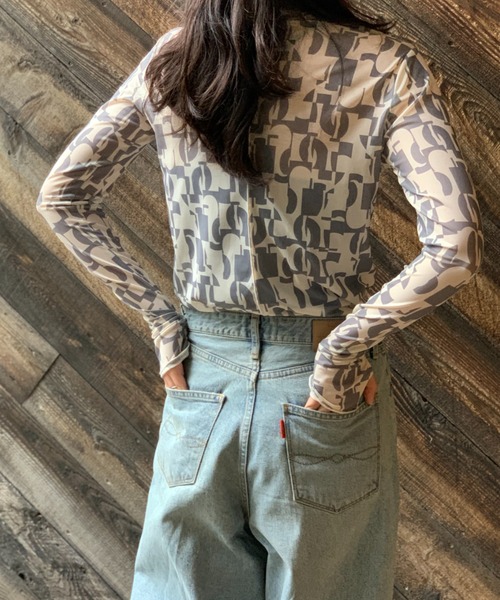 mi via loca（ミヴィアロカ）の「チュール柄スキントップス（Tシャツ/カットソー・レディース・ベージュ/グレー/イエロー/ブルー/ネイビー/カーキブラウン/ライトグレー/アイボリー・FREE）」の12枚目の写真