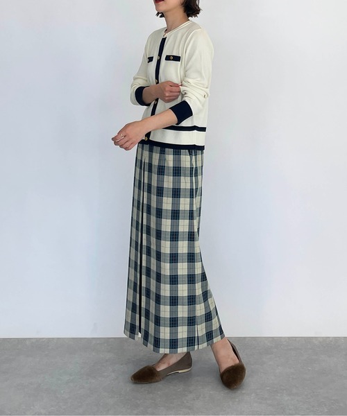 PICCIN(ピッチン)の「【日本製】ゴールドボタンカーディガン(カーディガン/ボレロ・レディース・ブラック/アイボリー・M)」の8枚目の写真