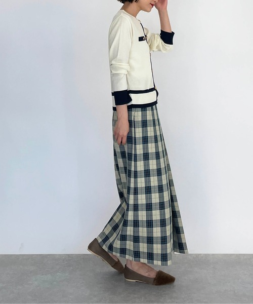 PICCIN(ピッチン)の「【日本製】ゴールドボタンカーディガン(カーディガン/ボレロ・レディース・ブラック/アイボリー・M)」の10枚目の写真