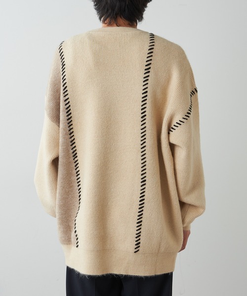 Lui's(ルイス)の「ステッチ配色クルーニット(ニット/セーター・メンズ・ブラック/アイボリー・SMALL/MEDIUM)」の14枚目の写真