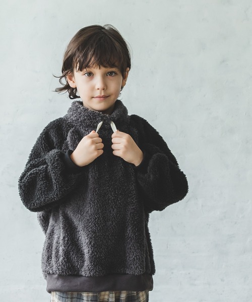 pairmanon（ペアマノン）の「【ふわふわボア】ユニセックスボアフリースハイネックラグラン配色プルオーバー（スウェット・キッズ・ベージュ/ブラウン/モカ/チャコール・90/100/110/120/130/140/150）」の2枚目の写真