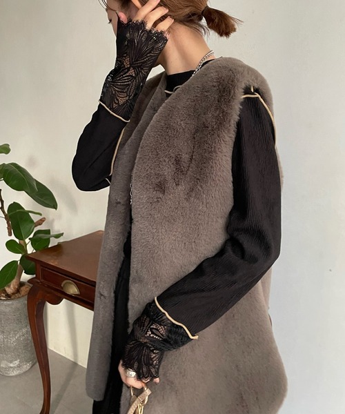 DouDou（ドゥドゥ）の「レース切替袖メロートップス（Tシャツ