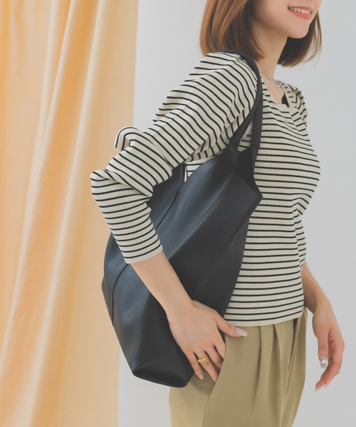 RODE SKO（ロデスコ）の「レザーライクトートバッグ（トートバッグ・レディース・カーキ/シルバー/ゴールド/グレー系その他/アイボリー/ブラック・ONE）」の10枚目の写真