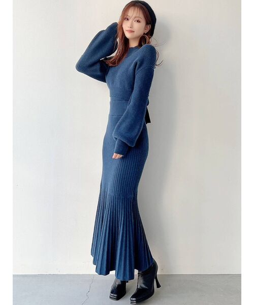 RESEXXY（リゼクシー）の「バックリボンセットニットワンピース（ワンピース・レディース・レッド/ブルー/アイボリー/ブラック・FREE）」の15枚目の写真