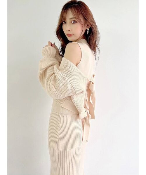 RESEXXY（リゼクシー）の「バックリボンセットニットワンピース（ワンピース・レディース・レッド/ブルー/アイボリー/ブラック・FREE）」の18枚目の写真