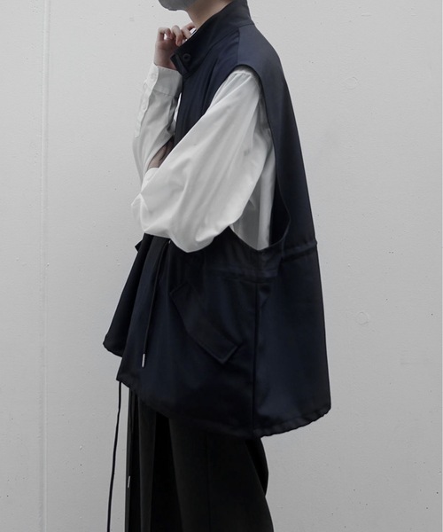 INTER FACTORY(インターファクトリー)の「ファッションインフルエンサー yuuki - High neck military vest / ハイネックミリタリーベスト made in INTER FACTORY(ベスト・メンズ・ブラウン/ブラック・FREE)」の8枚目の写真
