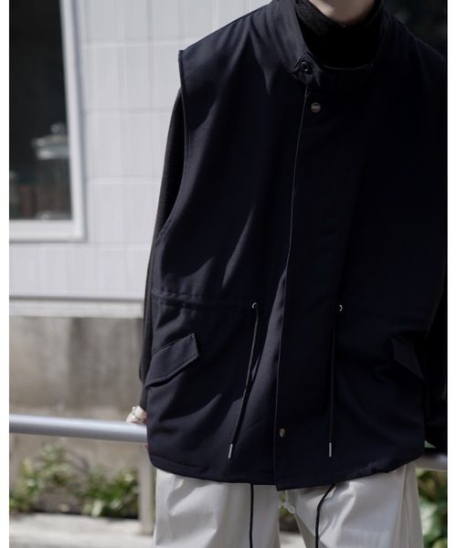 INTER FACTORY(インターファクトリー)の「ファッションインフルエンサー yuuki - High neck military vest / ハイネックミリタリーベスト made in INTER FACTORY(ベスト・メンズ・ブラウン/ブラック・FREE)」の4枚目の写真