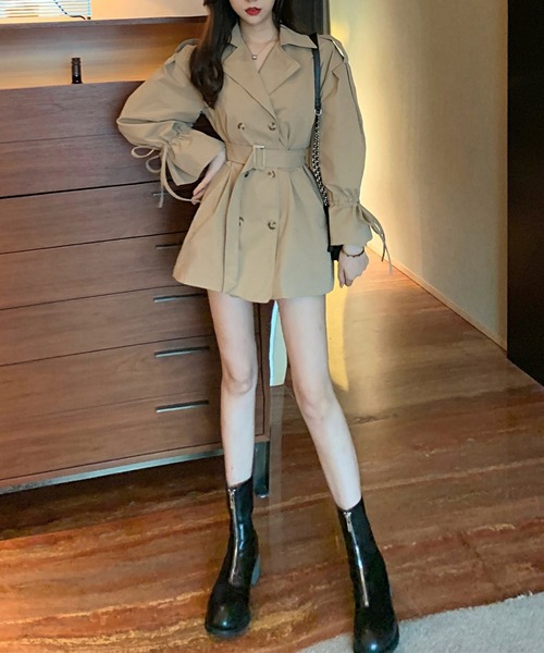 DAISYMERRY ミニ丈 トレンチコート Gina Tricot トレンチコート コート Short belted trench coat