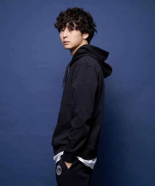 PARIS SAINT-GERMAIN(パリサンジェルマン)の「PSG-Hoodie【Emblem】/パリサンジェルマン エンブレム パーカー(パーカー・メンズ・ホワイト/ブラック・L/XL/M)」の14枚目の写真