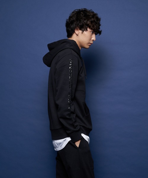 PARIS SAINT-GERMAIN(パリサンジェルマン)の「PSG-Hoodie【Emblem】/パリサンジェルマン エンブレム パーカー(パーカー・メンズ・ホワイト/ブラック・L/XL/M)」の18枚目の写真