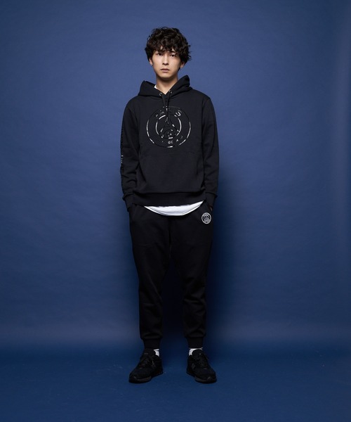 PARIS SAINT-GERMAIN(パリサンジェルマン)の「PSG-Hoodie【Emblem】/パリサンジェルマン エンブレム パーカー(パーカー・メンズ・ホワイト/ブラック・L/XL/M)」の11枚目の写真